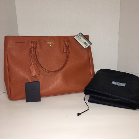 Prada Safiano Lux Rame Tote Bag - Picture 9 of 10